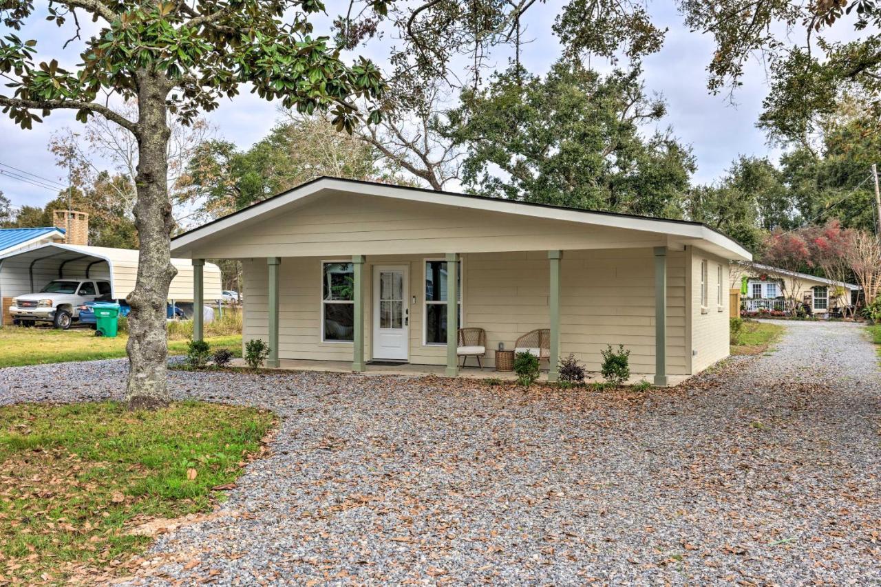Spacious Gulfport Home With Yard 1 Mi To Beach Экстерьер фото